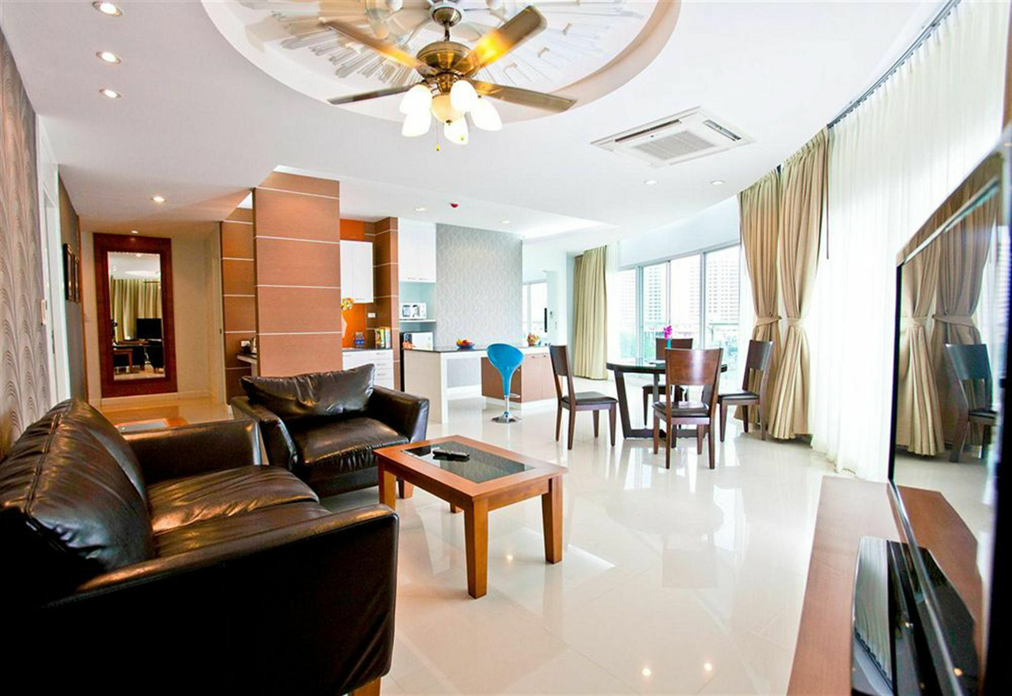 Royal Beach View Pattaya Eksteriør bilde